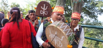 कागेश्वरीधाममा भक्तजन
