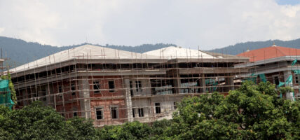 निर्माणाधीन लुम्बिनी प्रदेशका कार्यालय भवन