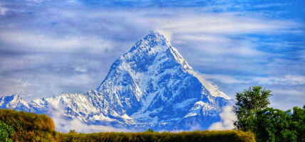 माछापुच्छ्रे हिमाल